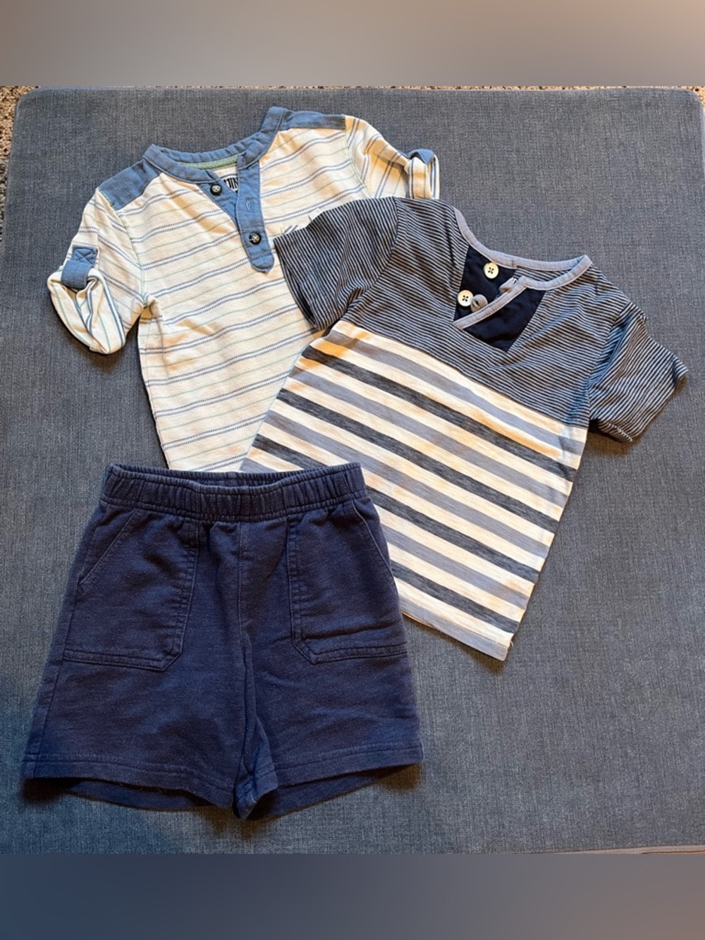 Oshkosh Toddler Boy’s 2T T-Shirt and Shorts Bundle